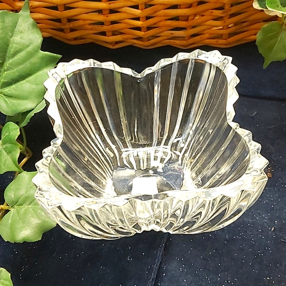🕰 Mikasa Crystal Lydia Tulip Bowl - Picture 2 of 6